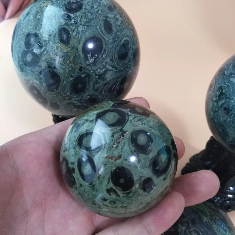 Natural Stone Green Peacock Crystal Ball Beautiful Sphere Desk Room Decor Feng Shui Energy Reiki Ornaments witchcraft Meditation