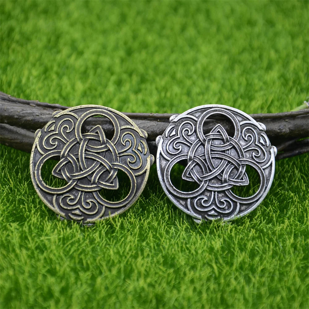 Trinity Knots Irish Viking Brooches Wicca Witchcraft Men Clothes Brooch Jewelry Women Accessories